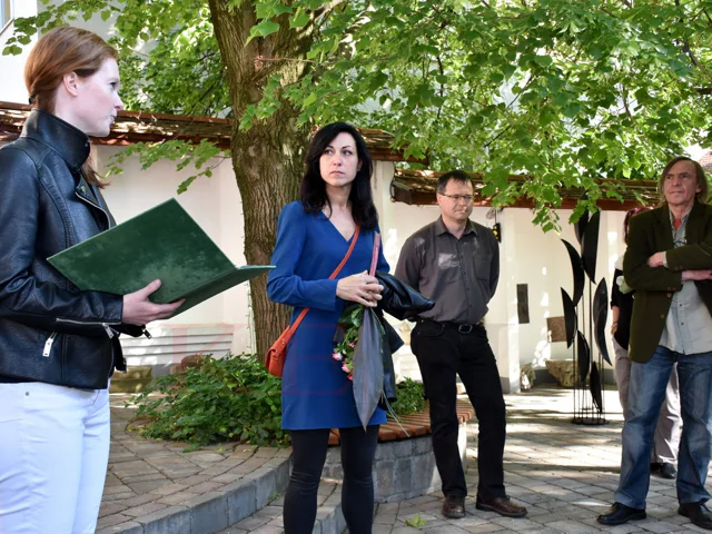 Megnyitó - Természetesen acélból - A kerti tárlat